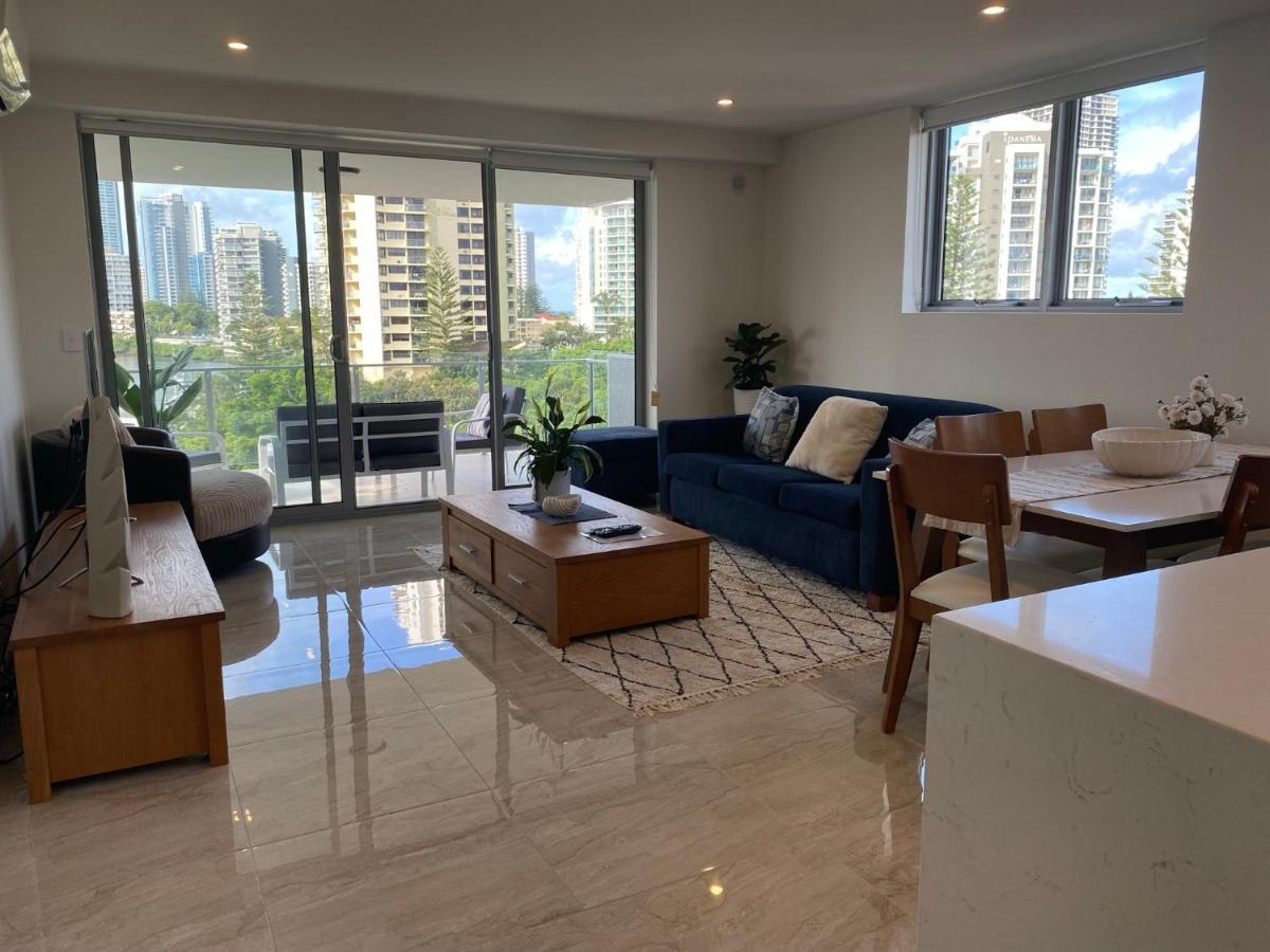 Serenity Surfers Paradise Голд-Кост Экстерьер фото