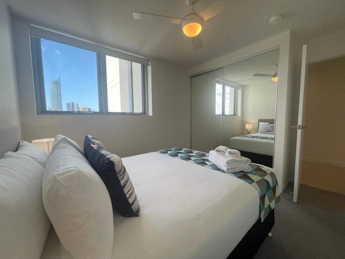 Serenity Surfers Paradise Голд-Кост Экстерьер фото