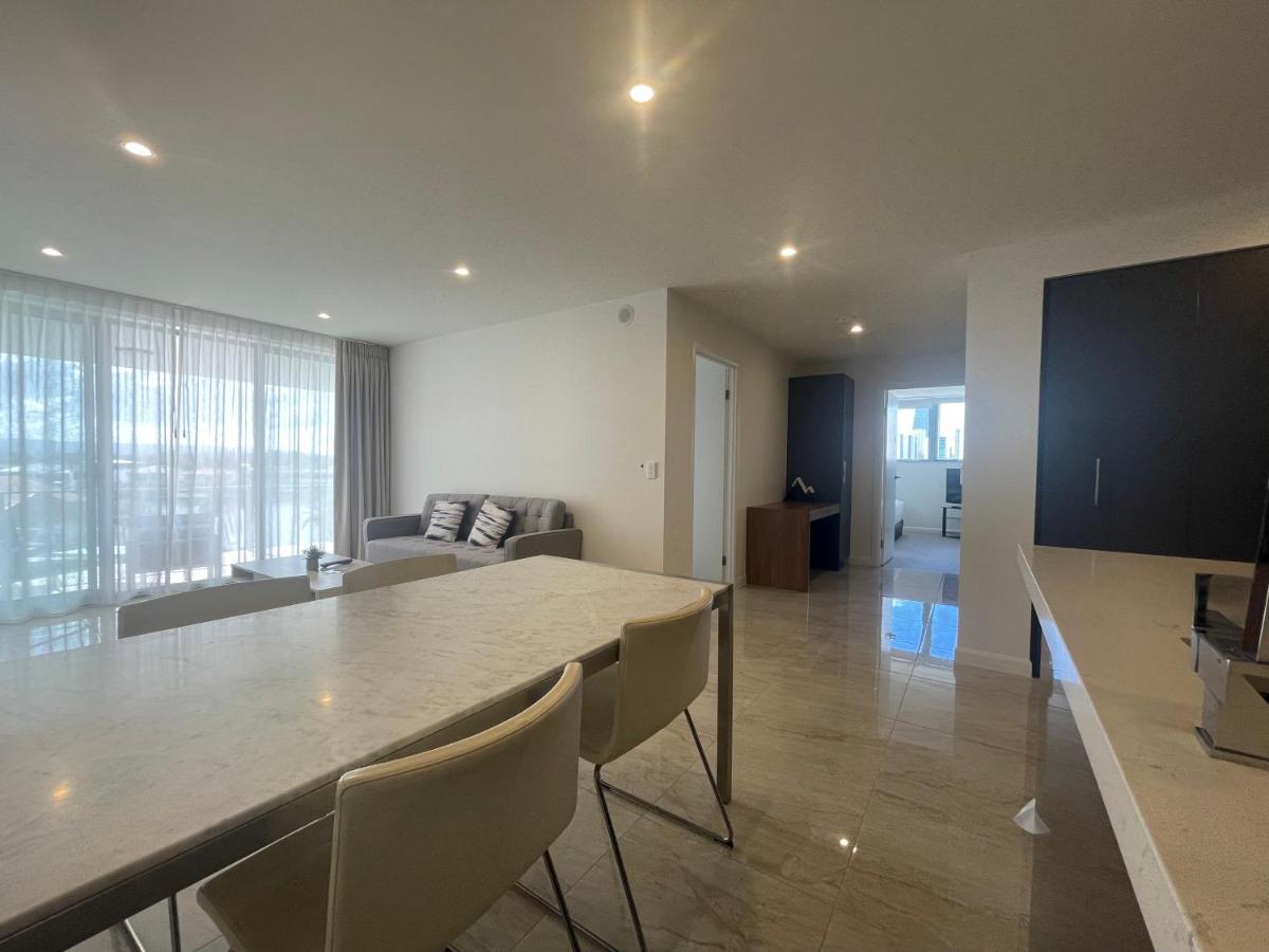 Serenity Surfers Paradise Голд-Кост Экстерьер фото