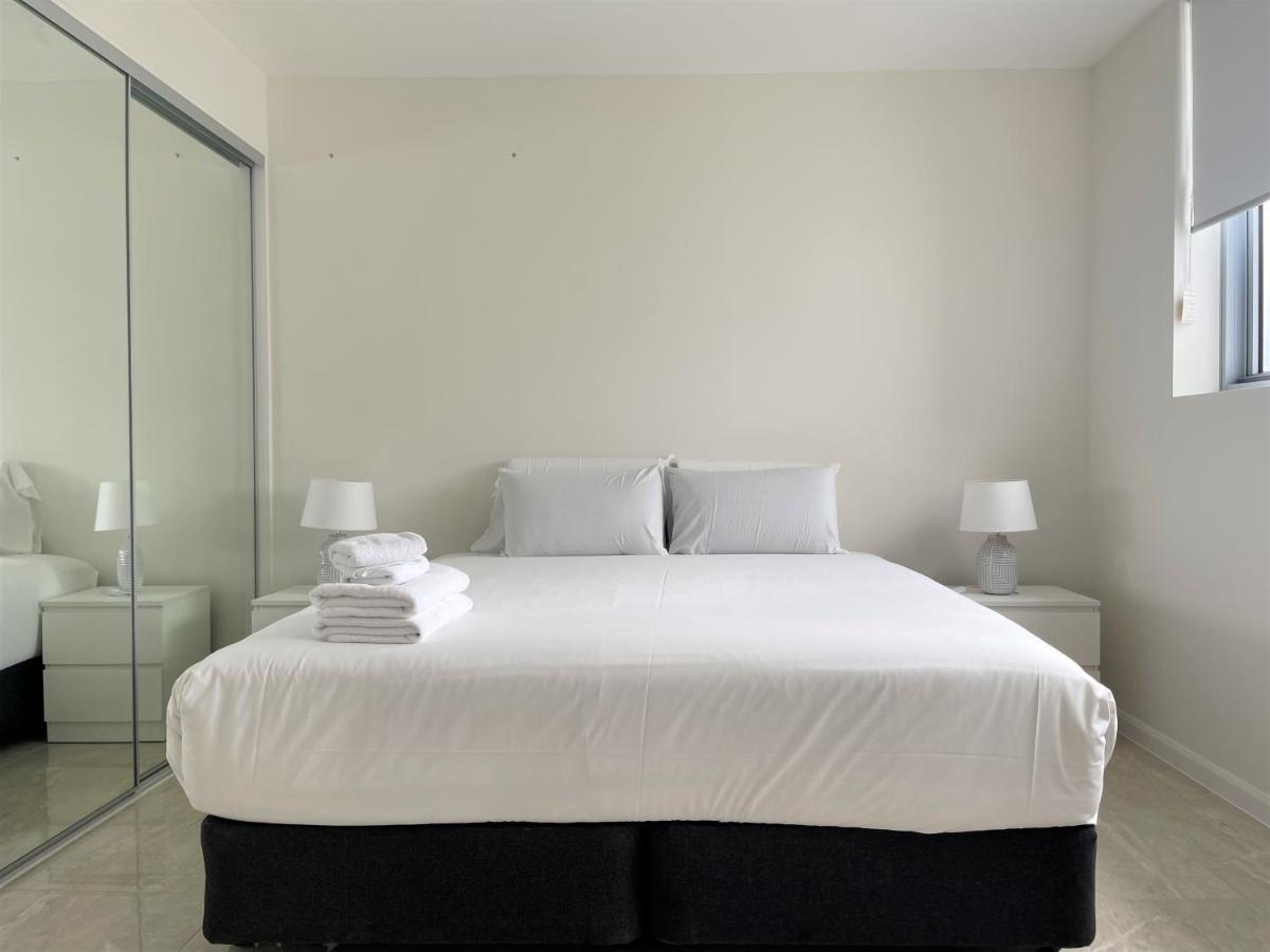 Serenity Surfers Paradise Голд-Кост Экстерьер фото